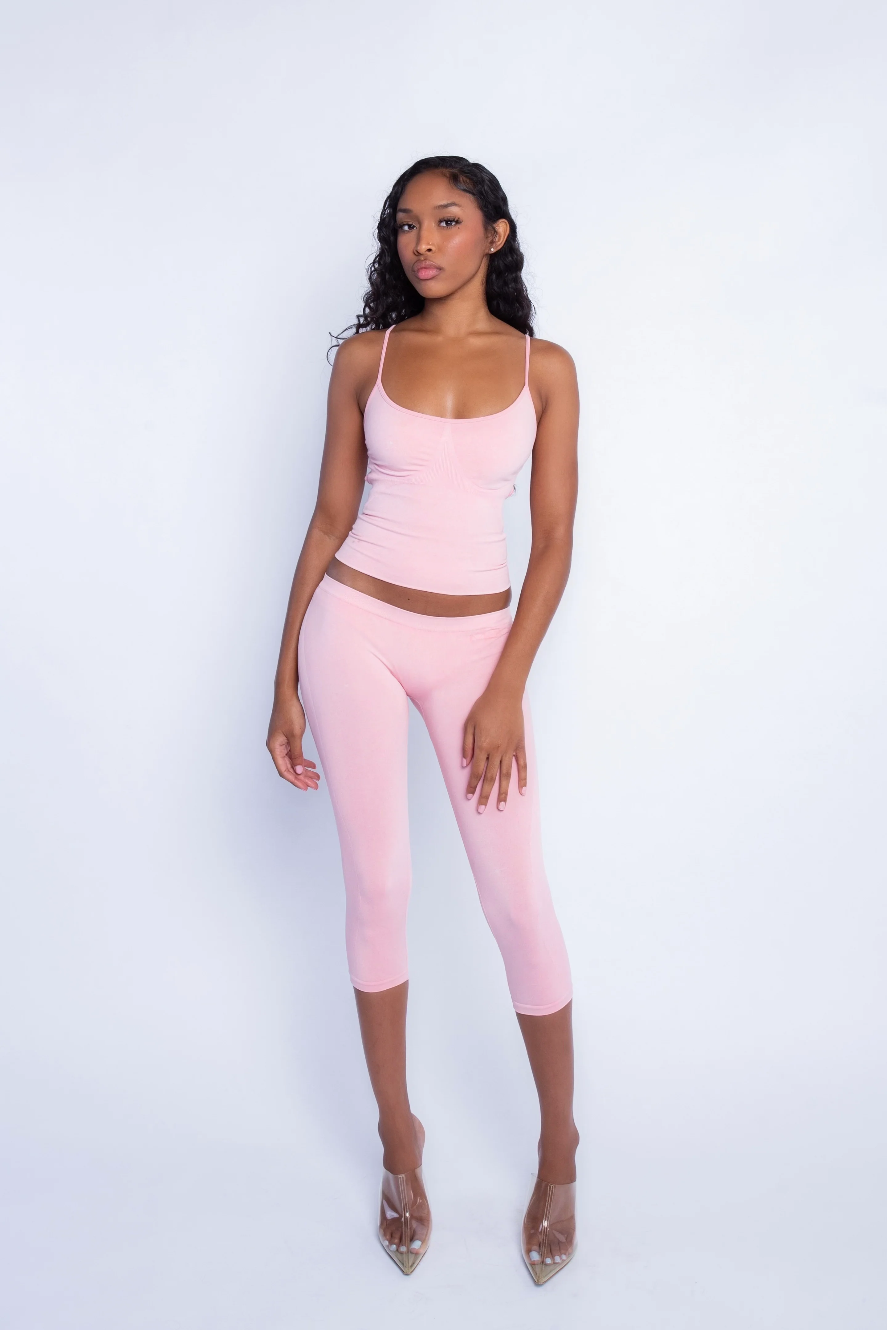 Seamless LowRise Capris (Pink)